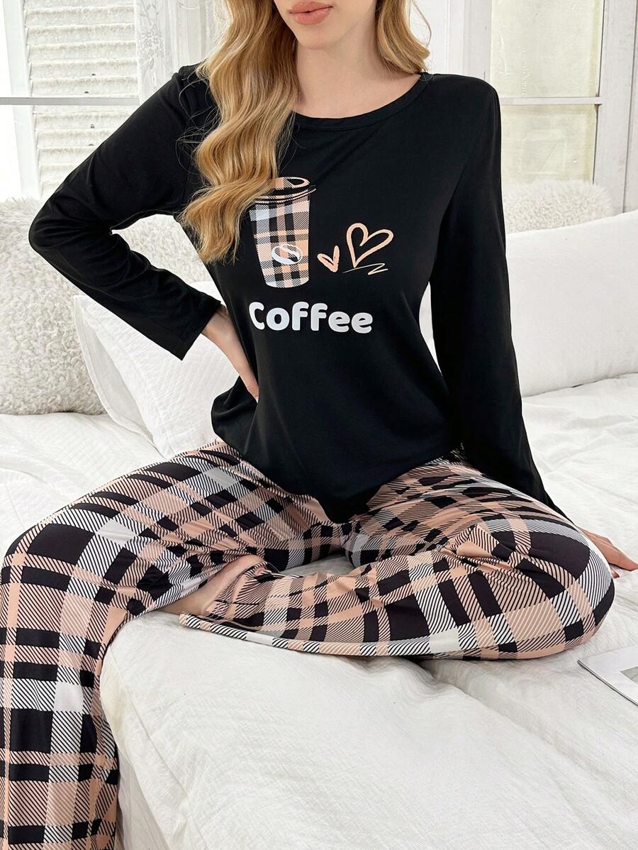 SHEIN Casual Underwear&Sleepwear طقم بيجامة بطبعة كرتونية وبنطلون مربعات بأكمام طويلة