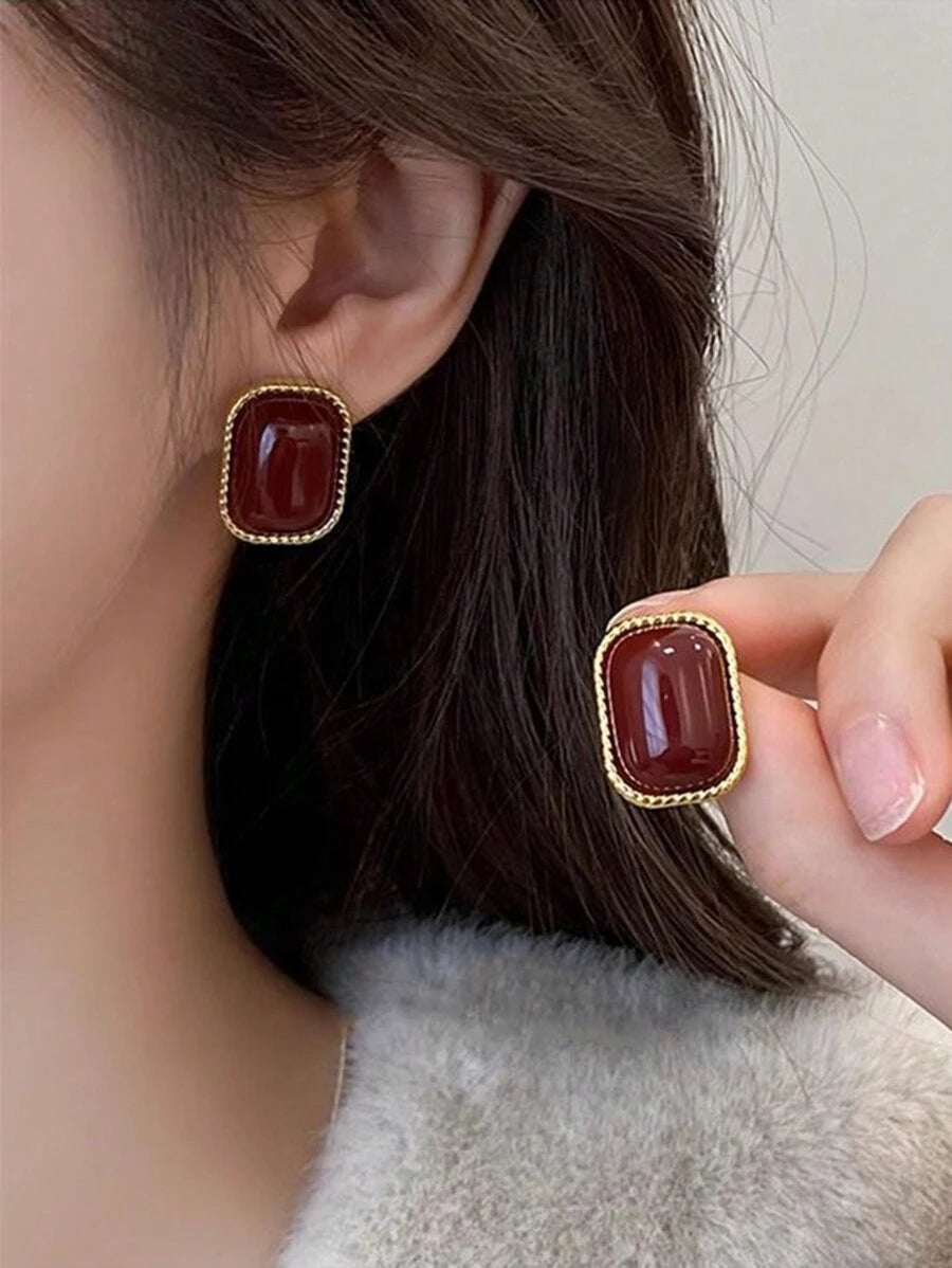 SHEIN مجموعة 5 أزواج أقراط بأشكال متنوعة مزخرفة باللؤلؤ