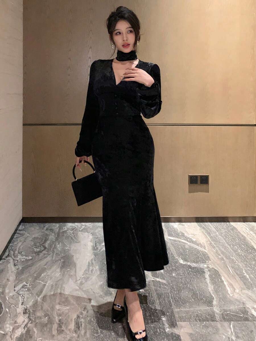SHEIN DAZY فستان سهرة اسود طويل وخصر مزين وكشكشة