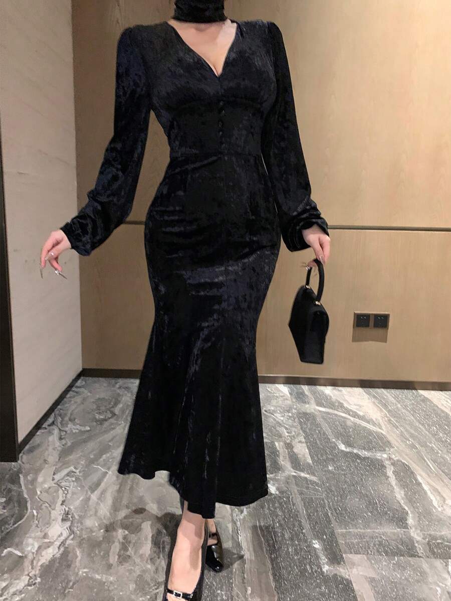 SHEIN DAZY فستان سهرة اسود طويل وخصر مزين وكشكشة