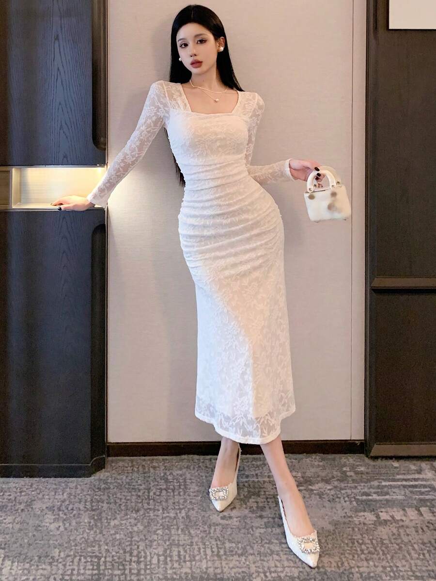 SHEIN DAZY فستان طويل بأكمام وياقة مربعة ودانتيل شفاف