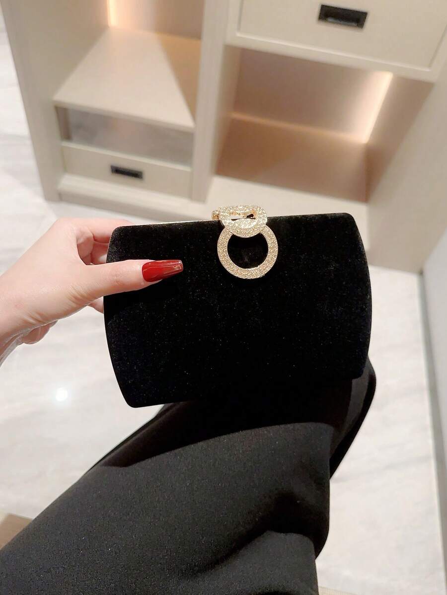 SHEIN حقيبة سهرة سوداء مربعة مخملية مزينة بالرينستون