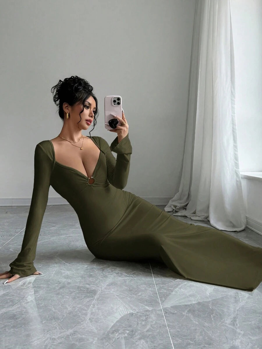 SHEIN Firerie فستان كاجوال ضيق بأكمام طويلة وياقة قلب