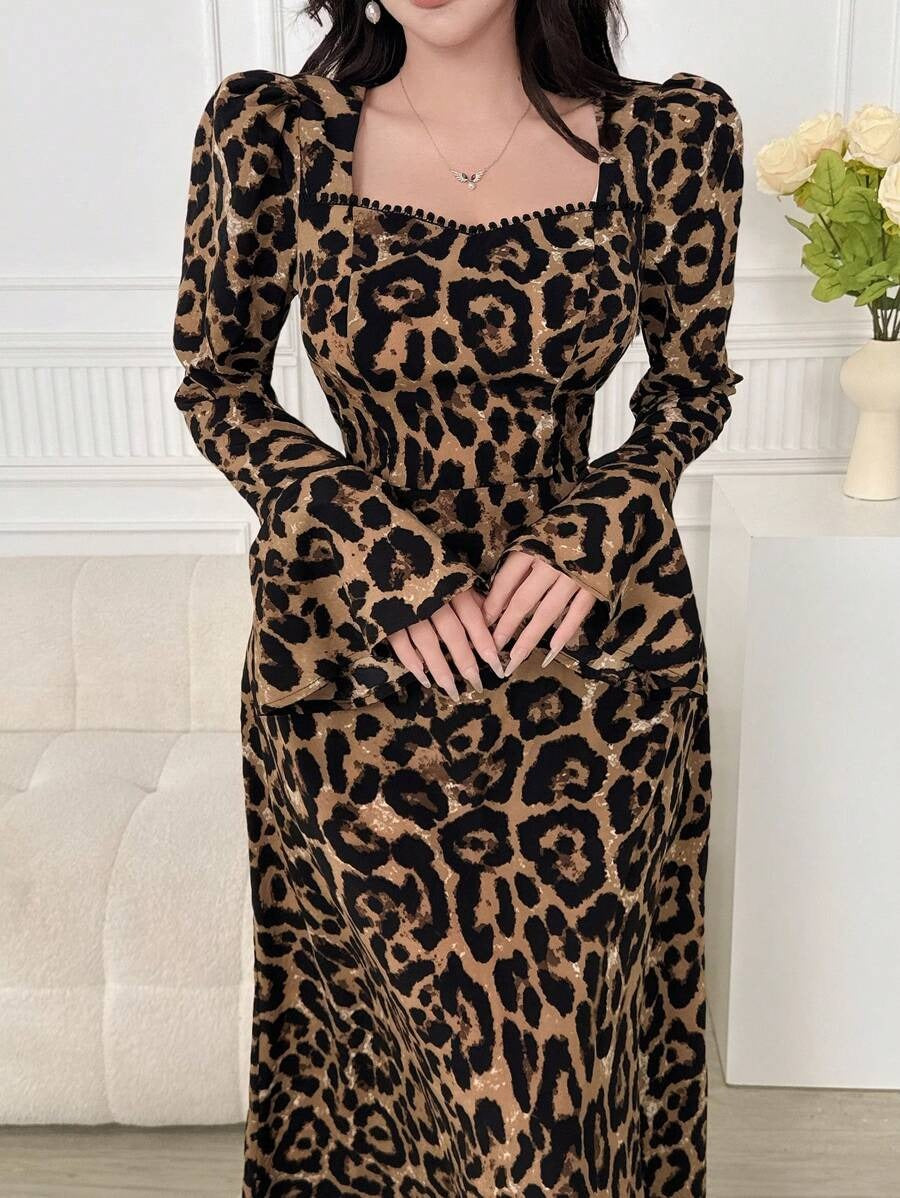 SHEIN Feyla  فستان طويل أنيق بطبعة فهد وأكمام واسعة