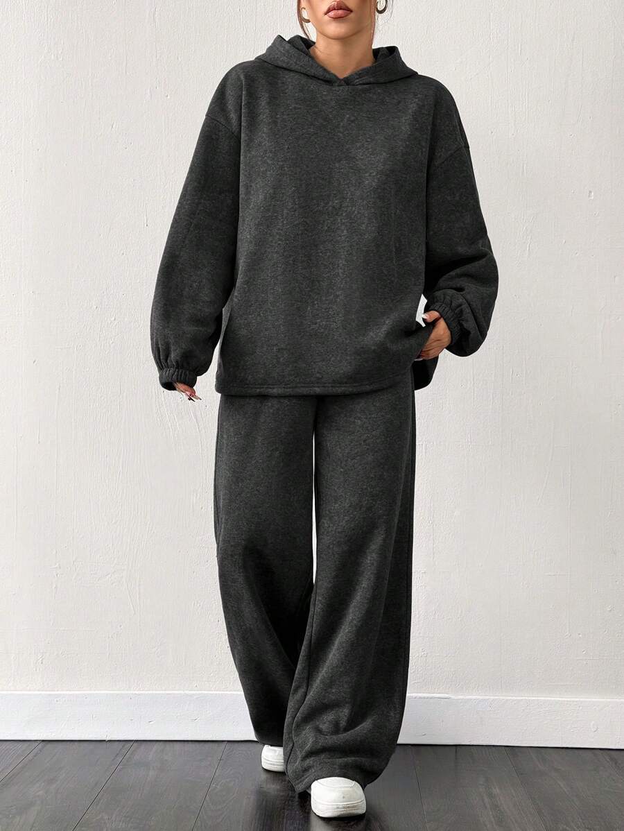 SHEIN EZwear طقم هودي أسود واسع مع بنطال رياضي