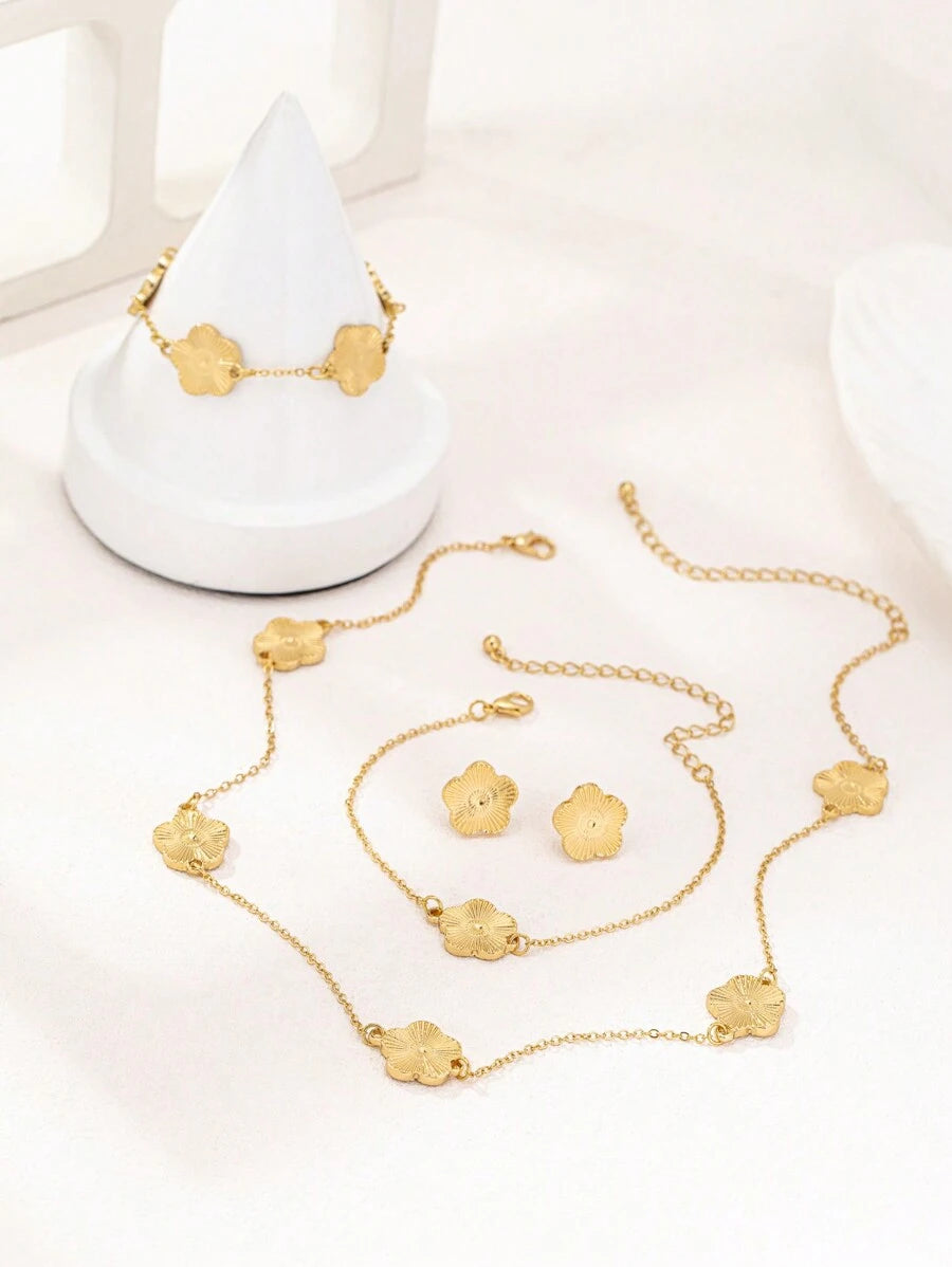 SHEIN طقم مجوهرات ذهبية 5 قطع بتصميم برسيم هندسي