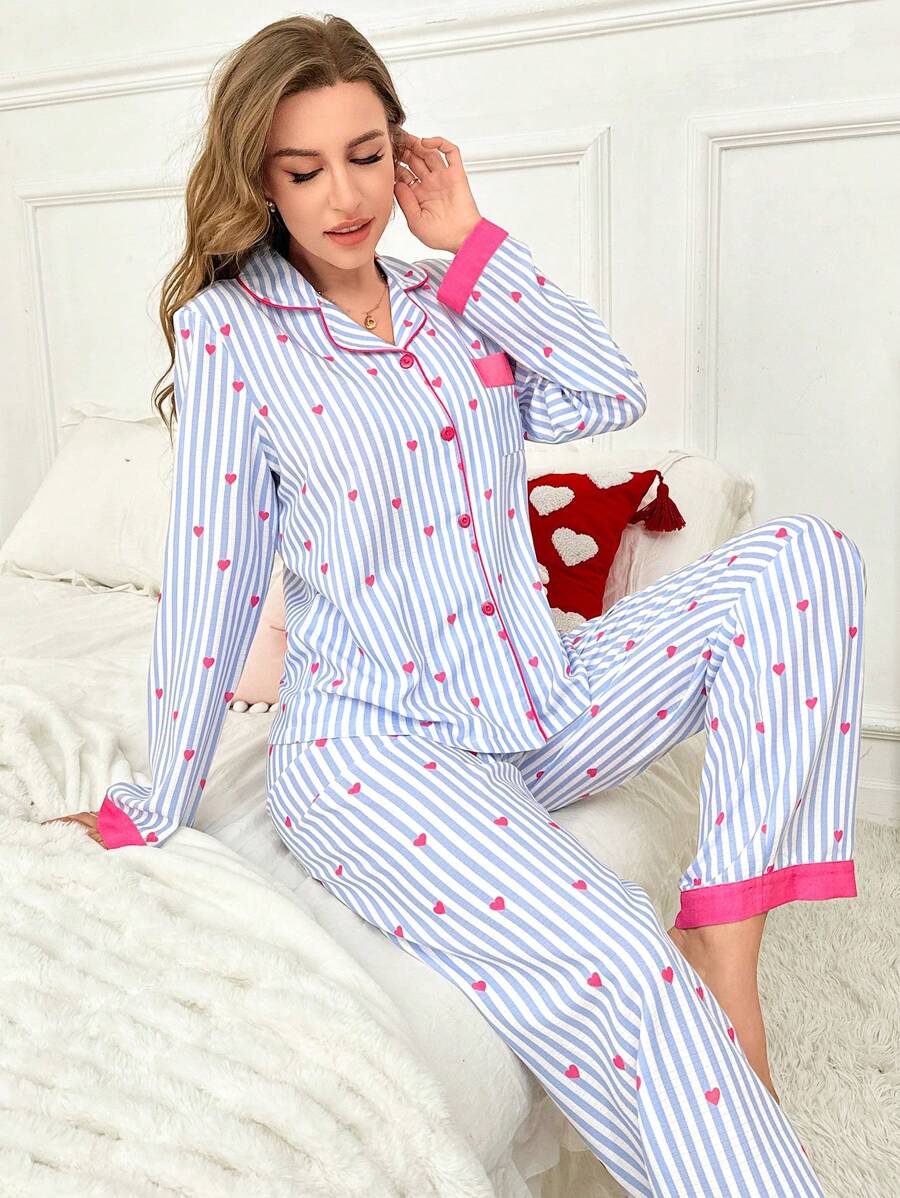 SHEIN CottageSlumber طقم بيجامة قطعتين بنقشة قلب مخطط