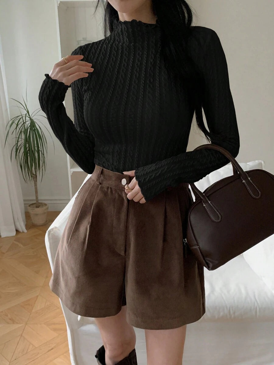 SHEIN DAZY قميص بياقة عالية بأكمام طويلة