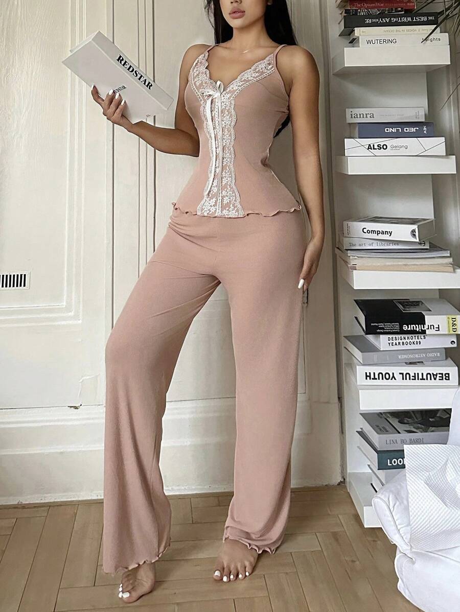 SHEIN Snug Zone مجموعة ملابس نوم قطعتين بياقة عميقة