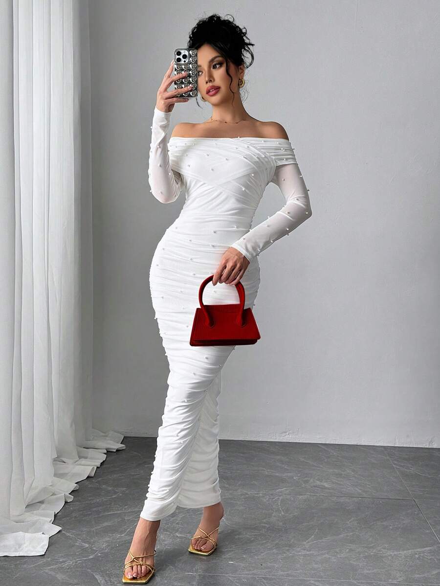 SHEIN Firerie فستان ماكسي أبيض بكتف مكشوف مزين باللؤلؤ