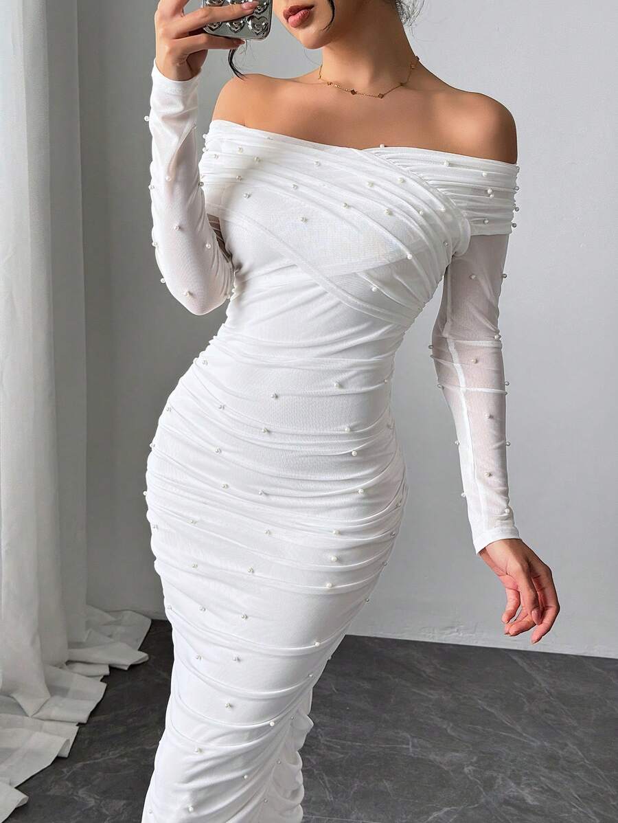 SHEIN Firerie فستان ماكسي أبيض بكتف مكشوف مزين باللؤلؤ