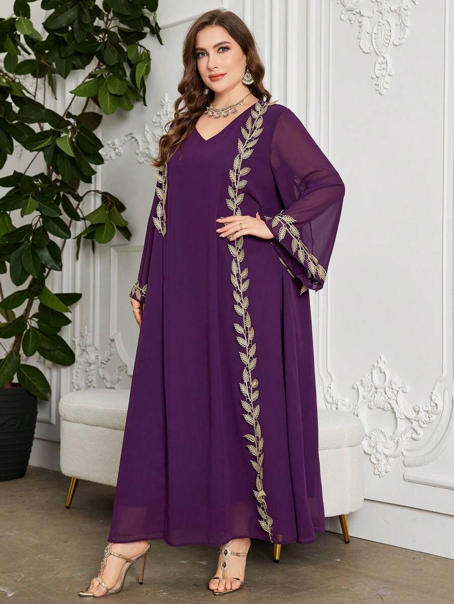 SHEIN Najma CURVE فستان شيفون مطرز بلمسة ذهبية