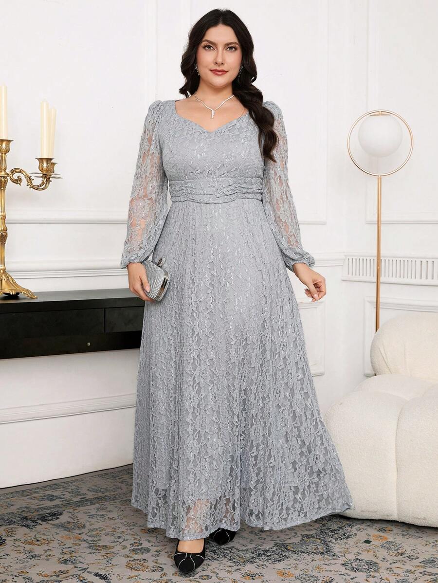 SHEIN Modelyn فستان للمقاسات كبيرة طويل بأكمام من الدانتيل منتفخة