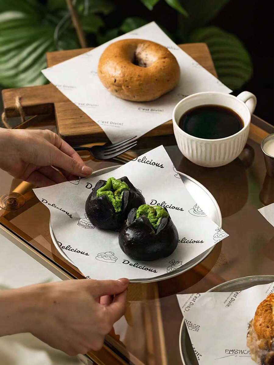 SHEIN ورقة تغليف كعك بتصميم كرتوني