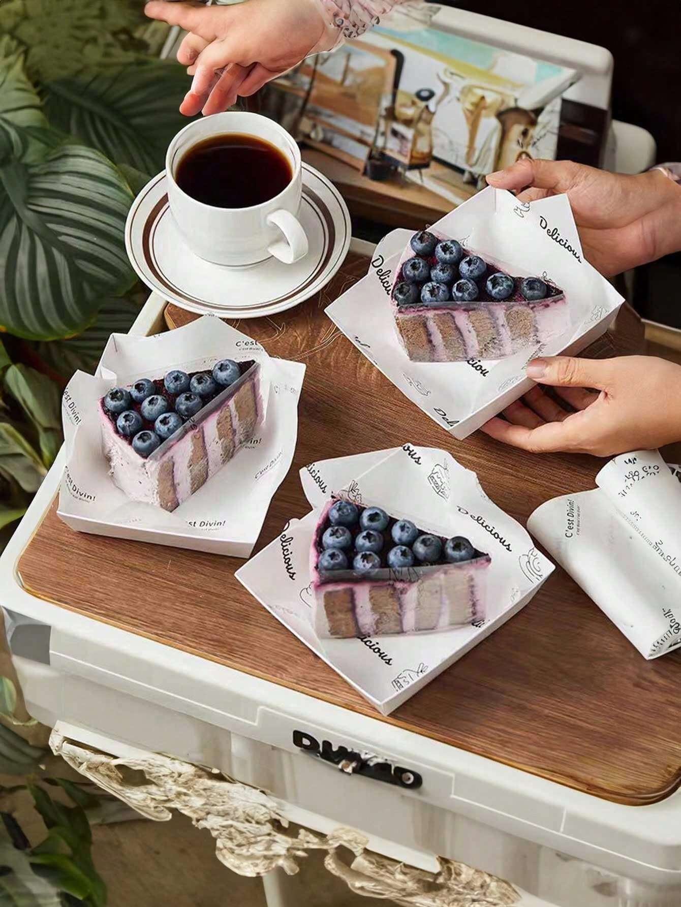 SHEIN ورقة تغليف كعك بتصميم كرتوني