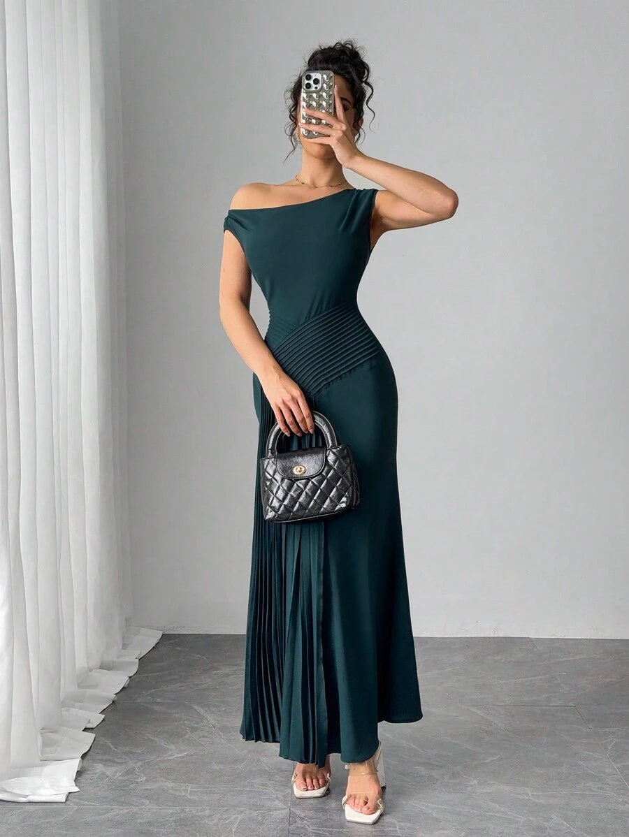SHEIN Modelyn فستان كاجوال أخضر مطوي بتصميم غير متماثل أنيق