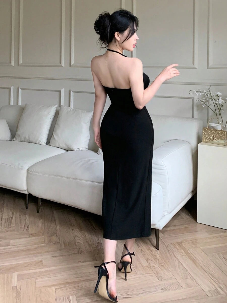 SHEIN Wynsel فستان اسود بتنانير مشمسة وتصميم غير متماثل
