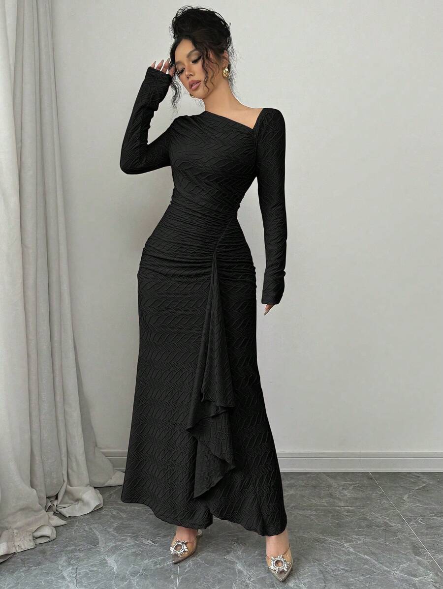 SHEIN Elenzga فستان اسود طويل بخصر منحوت وياقة