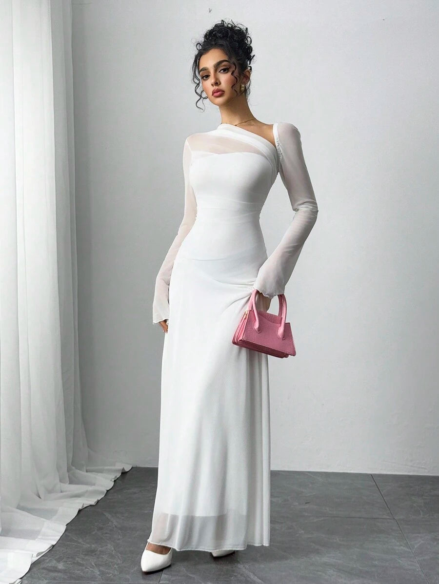 SHEIN Siren Gaze فستان زفاف ابيض وياقة غير متماثلة