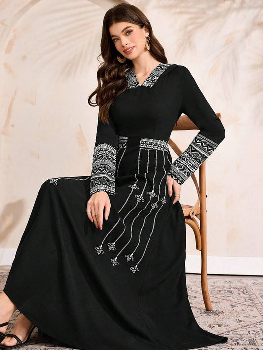 SHEIN Al Najma فستان كاجوال بلون أسود وأكمام طويلة