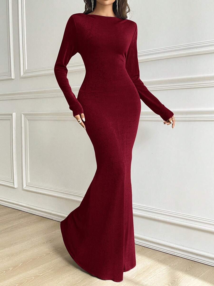 SHEIN Modelyn فستان سهرة عنابي طويل وقصة ممشوقة