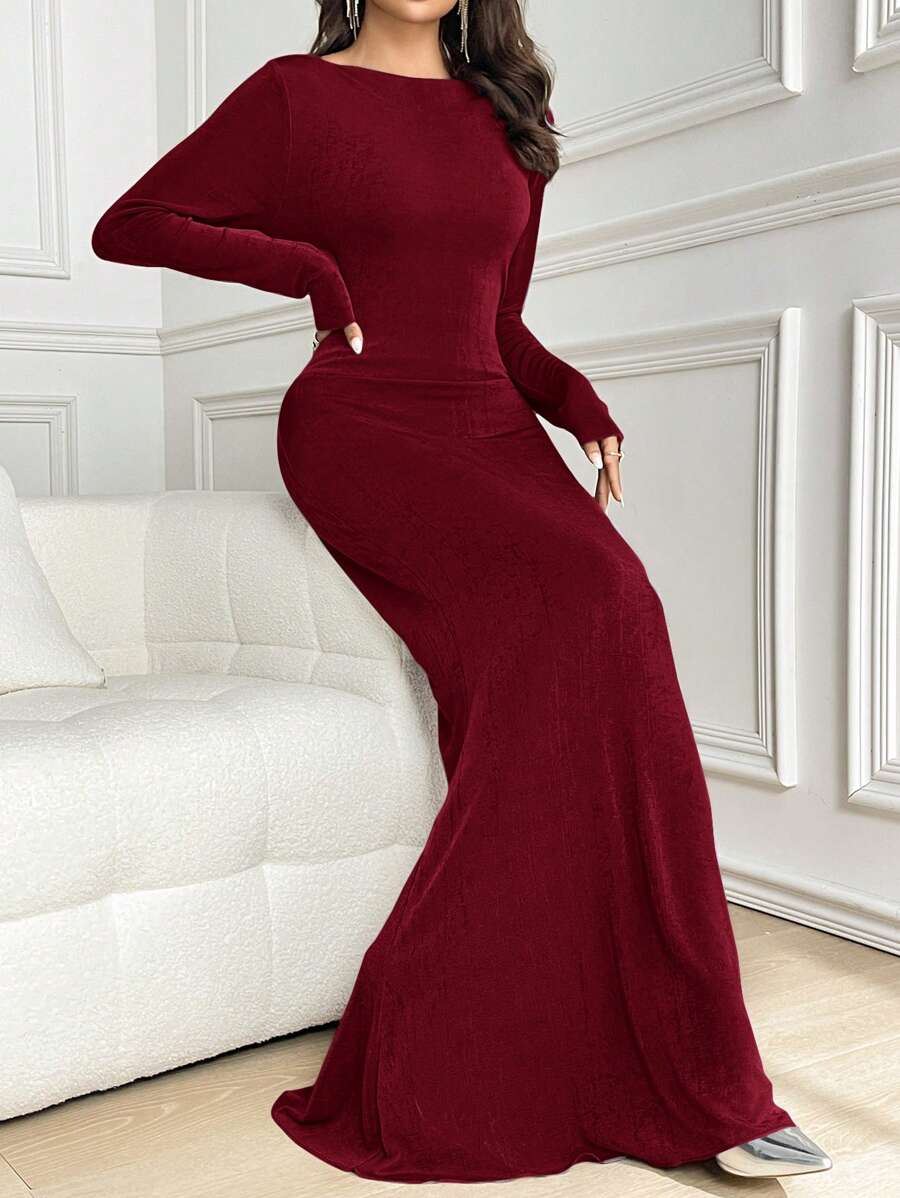 SHEIN Modelyn فستان سهرة عنابي طويل وقصة ممشوقة