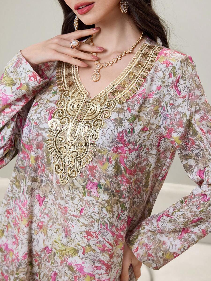 SHEIN Al Najma فستان ماكسي تركي بزخارف وزهور كفتان وجلابية