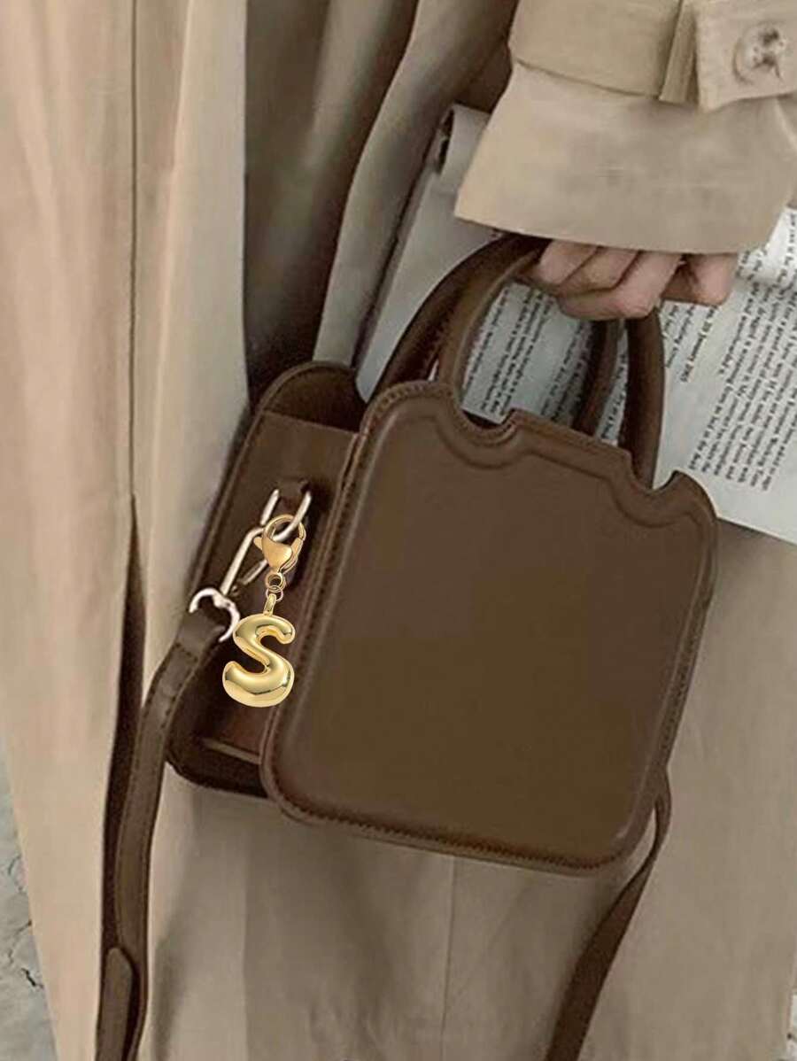SHEIN قلادة بحروف أبجدية معدنية لامعة