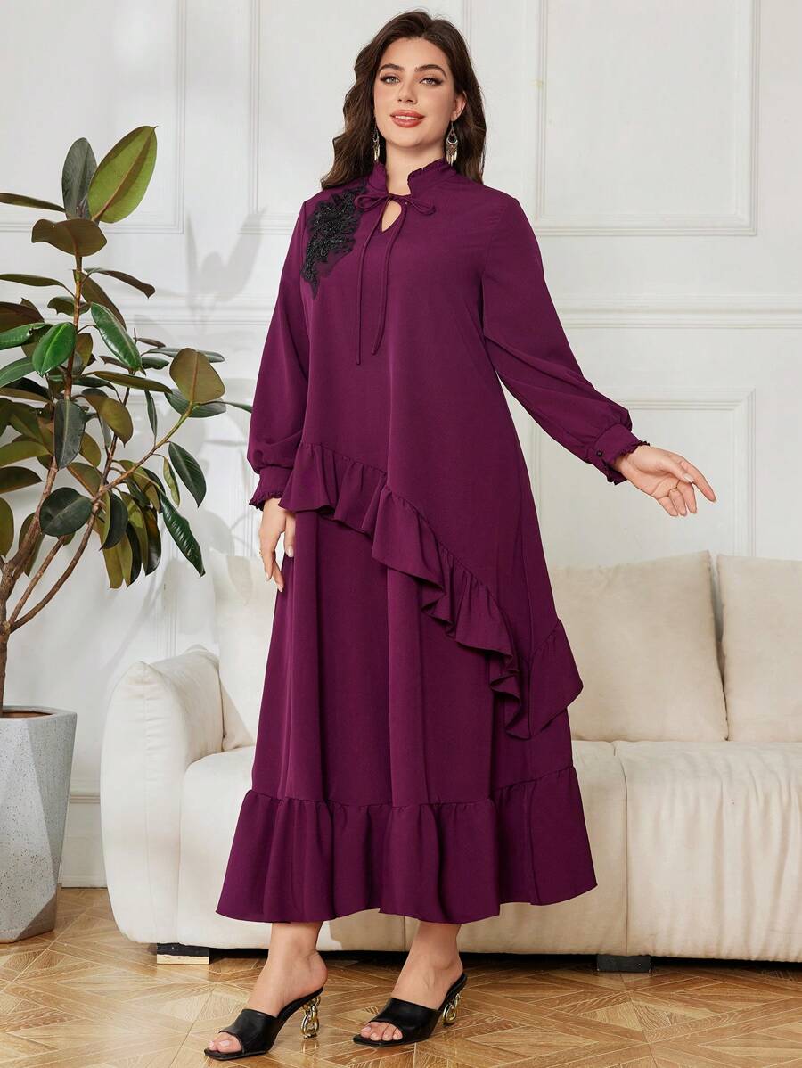 SHEIN Lacomfia فستان أرجواني بياقة عالية وتطريز للمقاسات الكبيرة