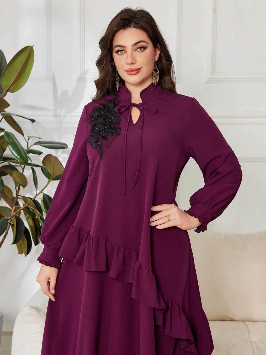 SHEIN Lacomfia فستان أرجواني بياقة عالية وتطريز للمقاسات الكبيرة