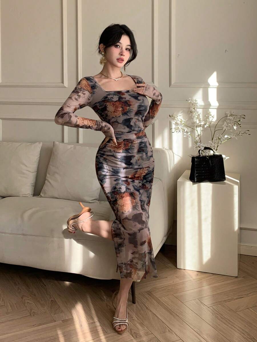 SHEIN DAZY فستان بأكمام طويلة بطبعات زهرية