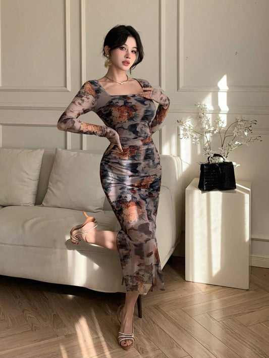 SHEIN DAZY فستان بأكمام طويلة بطبعات زهرية