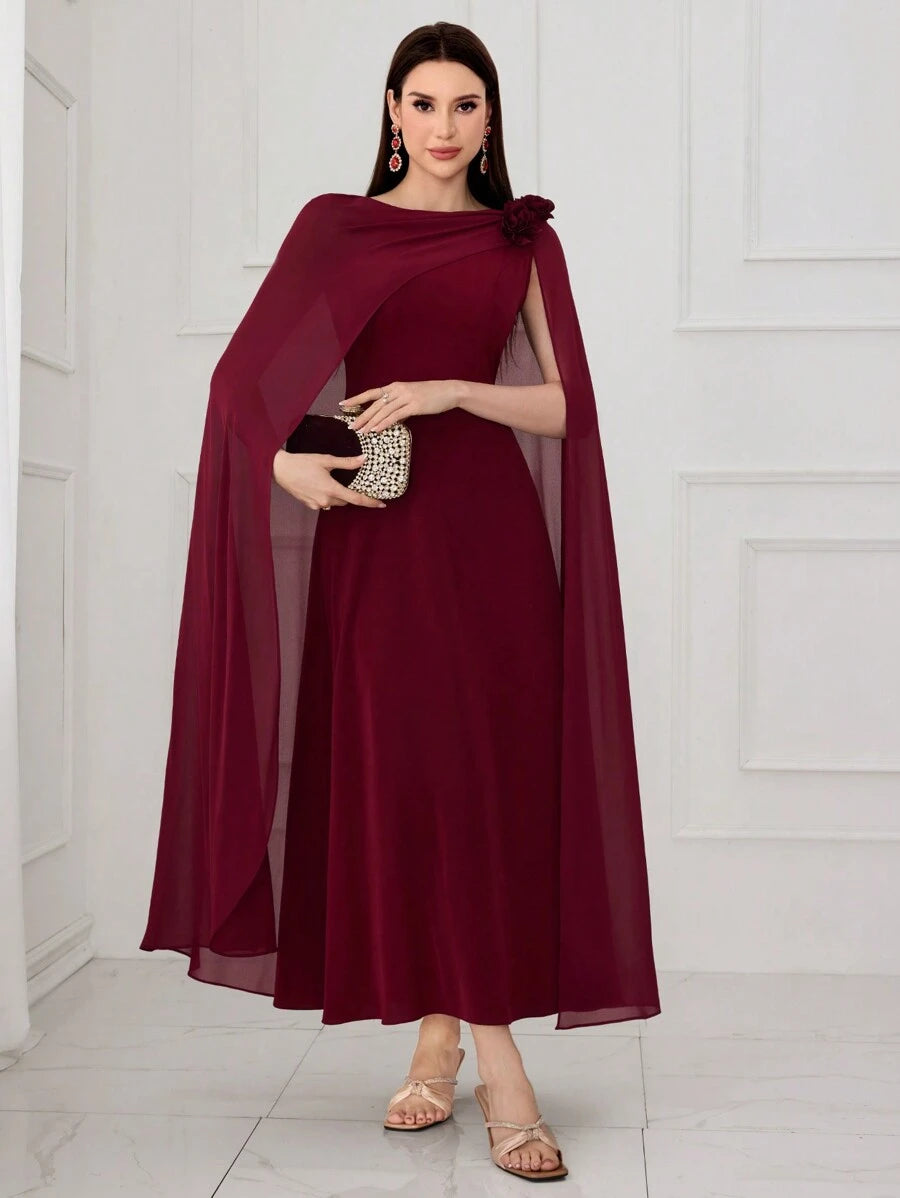 SHEIN Modelyn فستان عنابي كاجوال مزين بالزهور