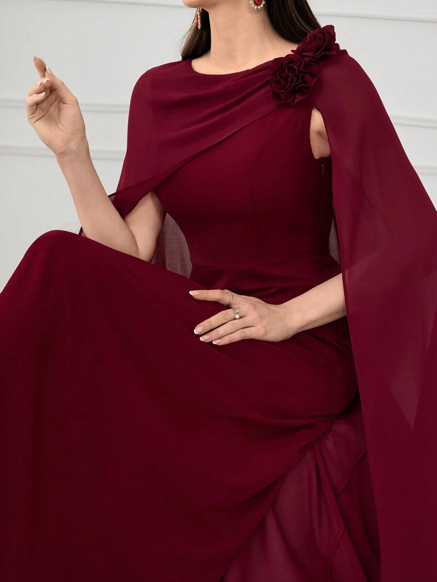 SHEIN Modelyn فستان عنابي كاجوال مزين بالزهور