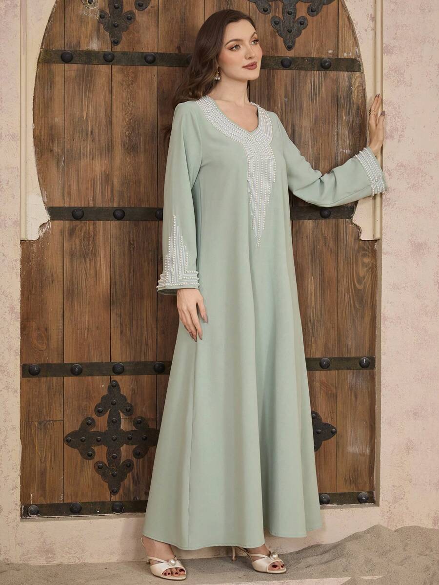 SHEIN Al Najma عباءة طويلة منفرة بتطريز وتطعيمات كفتان