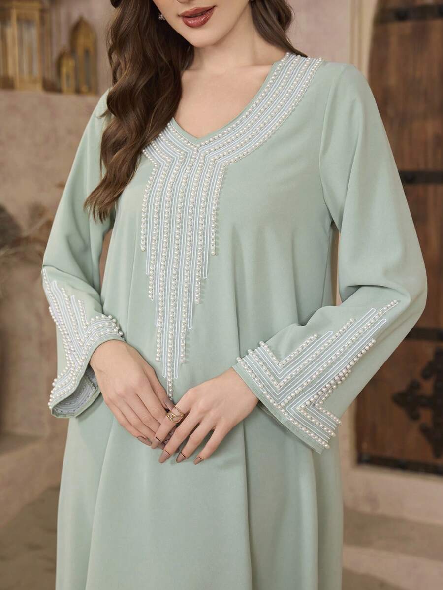 SHEIN Al Najma عباءة طويلة منفرة بتطريز وتطعيمات كفتان