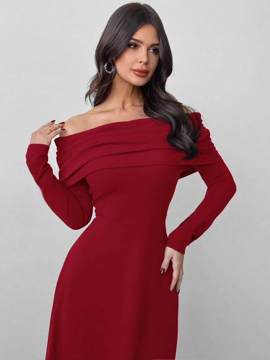 SHEIN Firerie فستان أحمر كاجوال بأكمام طويلة وأكتاف مكشوفة
