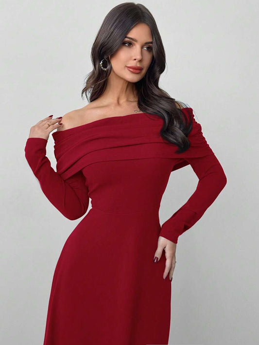 SHEIN Firerie فستان أحمر كاجوال بأكمام طويلة وأكتاف مكشوفة