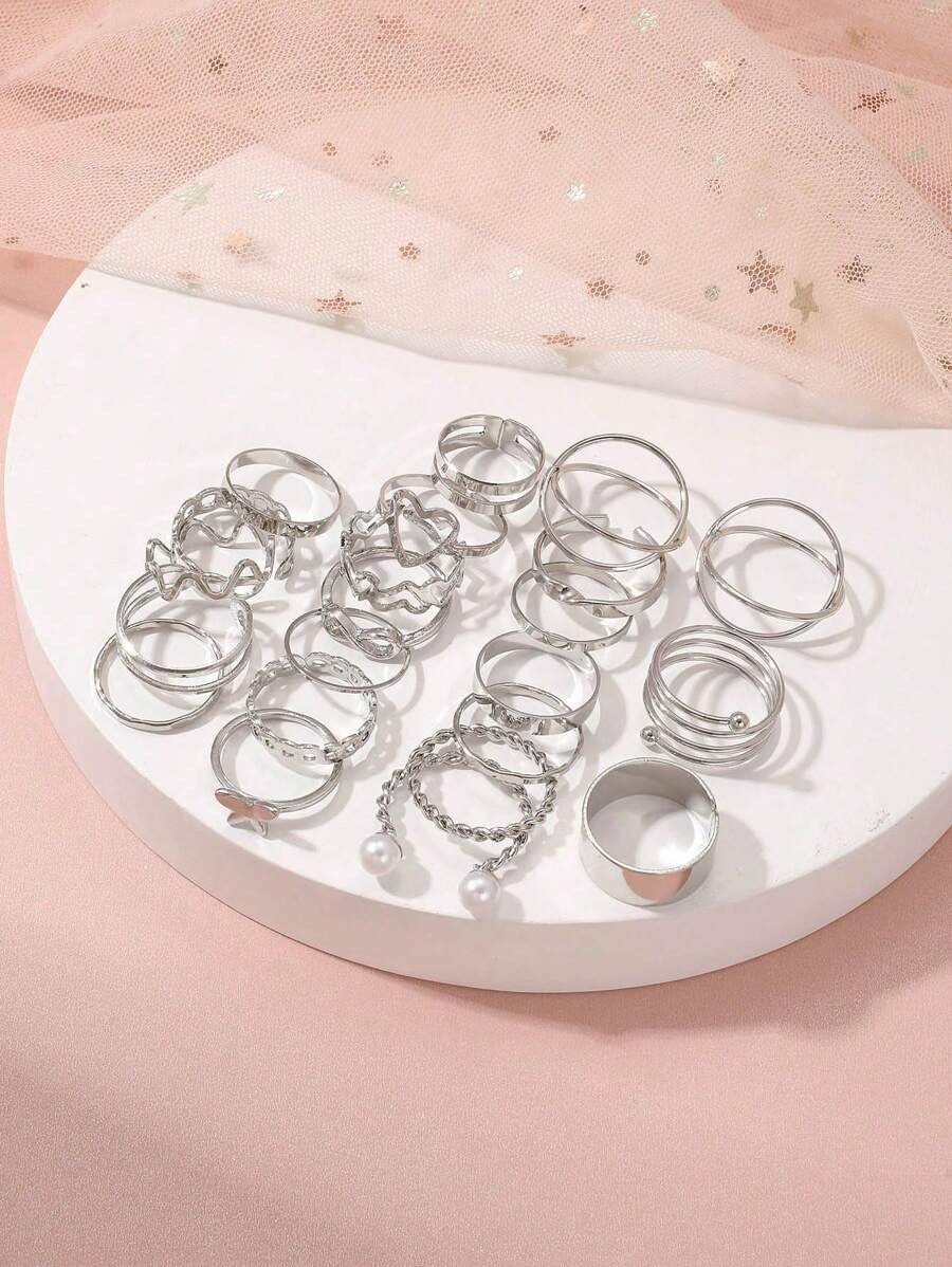 SHEIN مجموعة خواتم بتصميمات مختلفة
