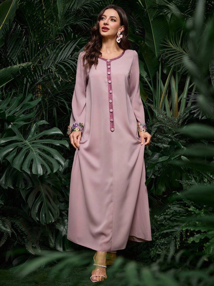 SHEIN Al Najma فستان كفتان وردي فضفاض مزين أزرار وزهور