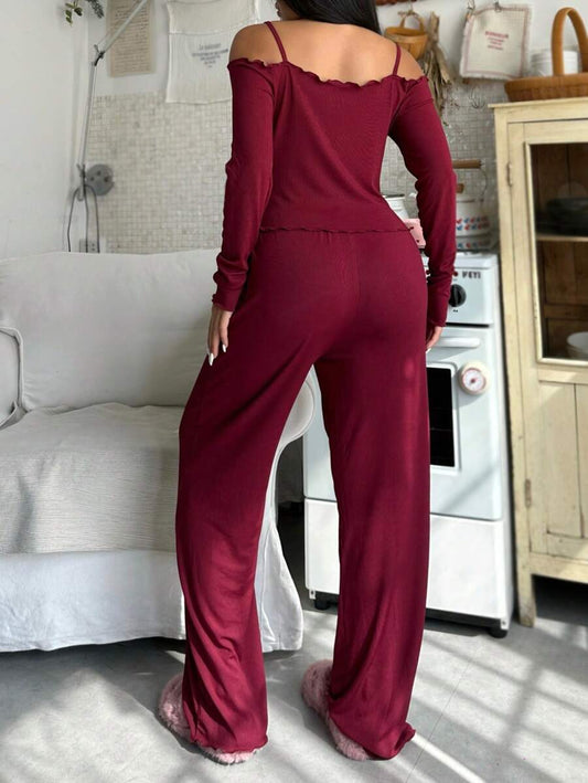 SHEIN طقم ملابس داخلية من الأكريليك بتصميم كتف بارز عنابي