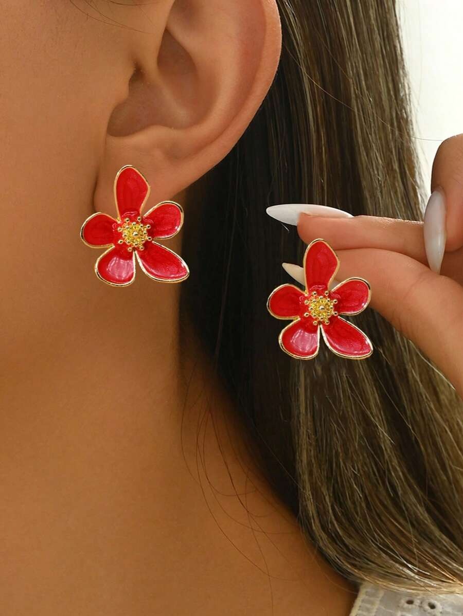 SHEIN حلقات الأذن بتصميم الزهور الفينتاج