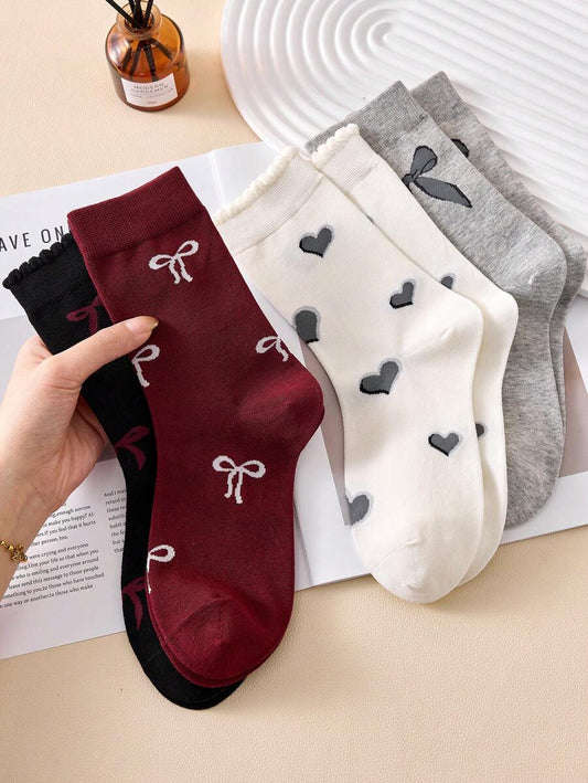 SHEIN جوارب نسائية فيونكة وقلب عتيقة 4 أزواج