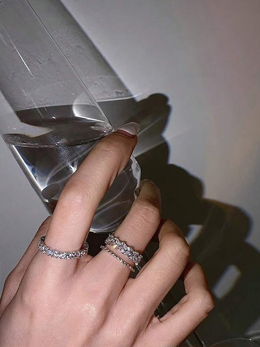 SHEIN خاتم قطعتين من الزركونيا المكعبة بتصميم فضي فاخر