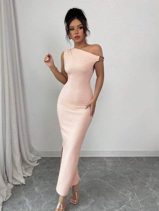 SHEIN Elenzga فستان كاجوال بكتف واحد مع مشبك معدني أنيق