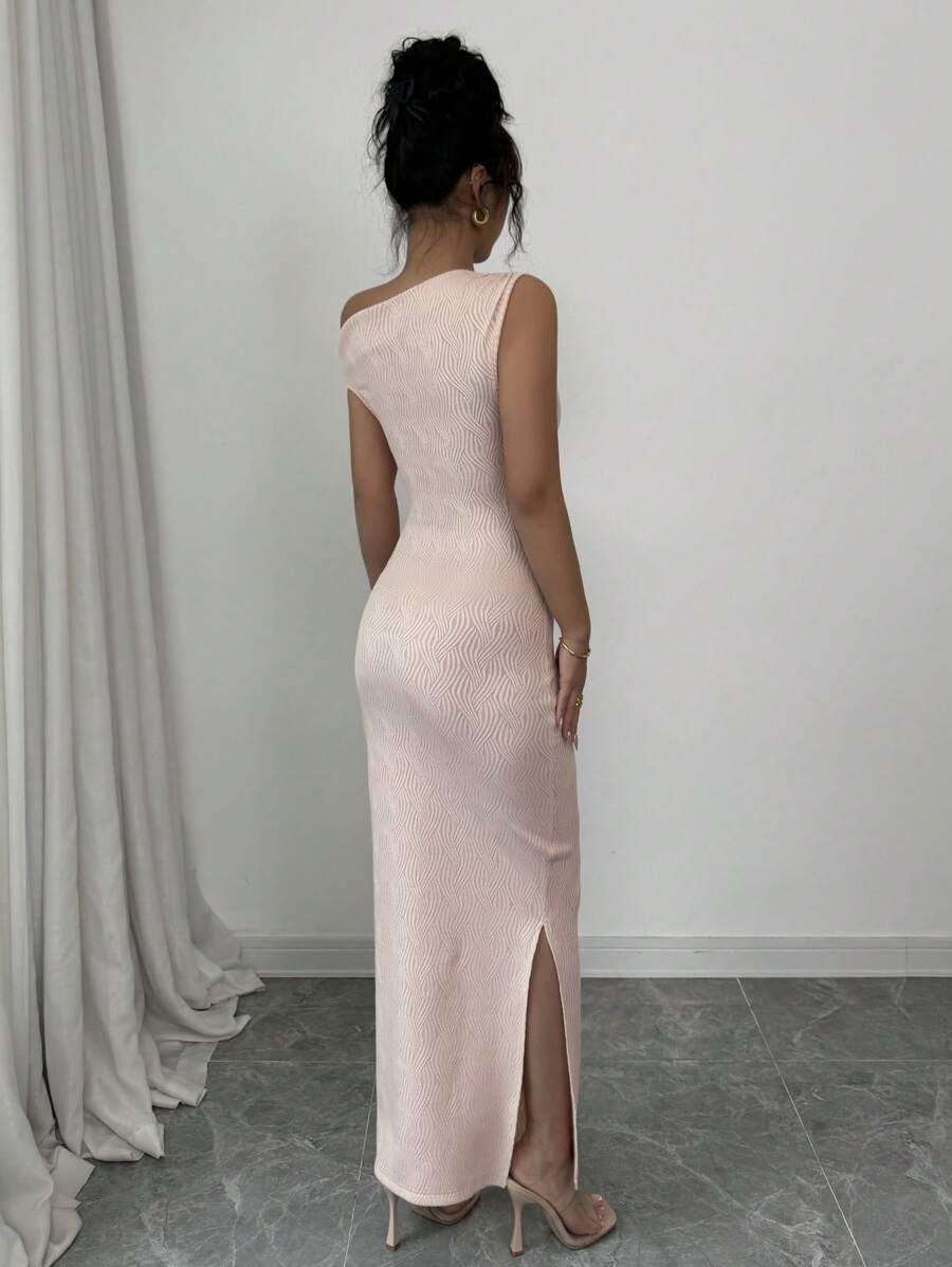 SHEIN Elenzga فستان كاجوال بكتف واحد مع مشبك معدني أنيق