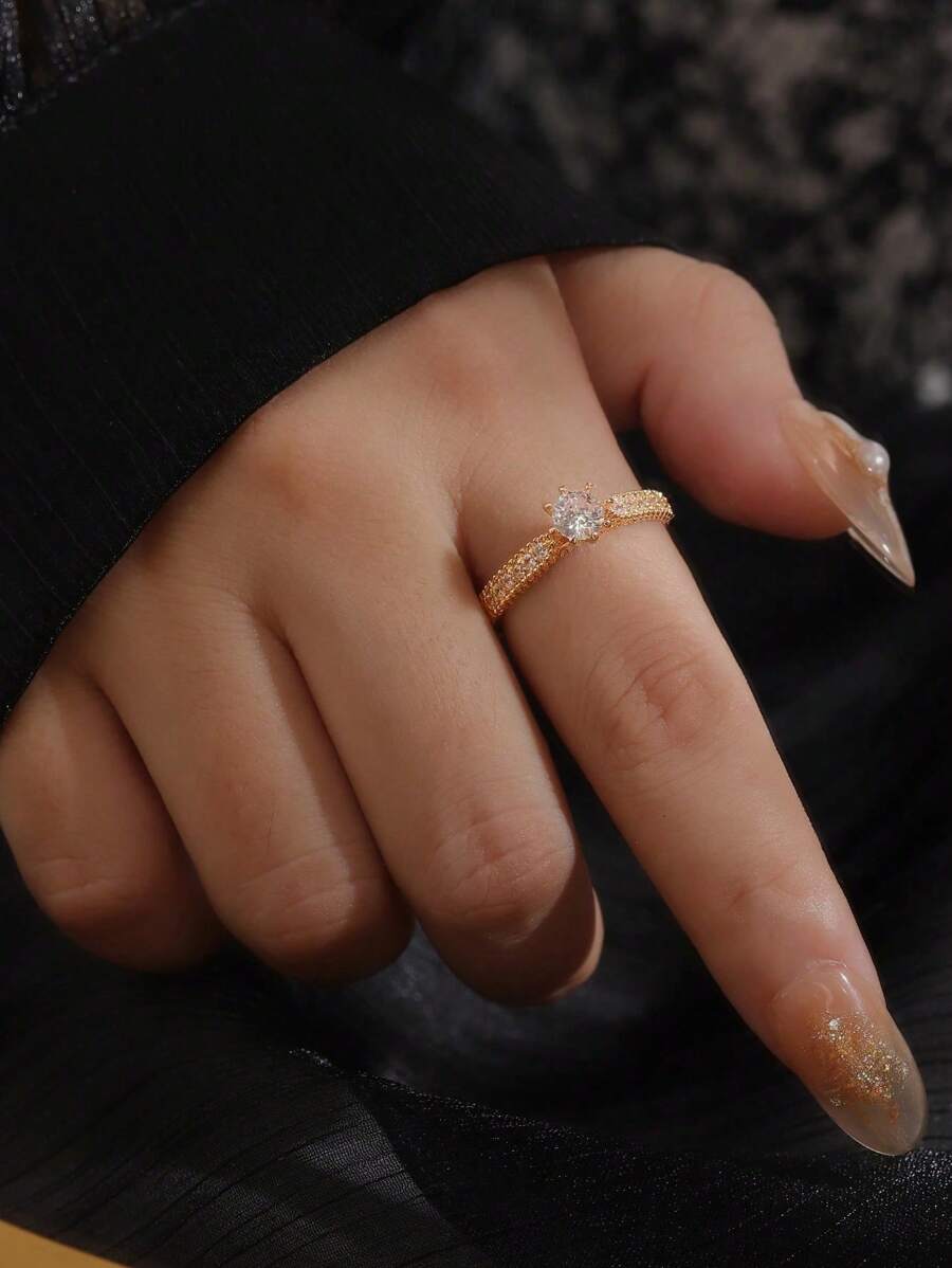 SHEIN طقم 5 خواتم مرصعة بزركونيا مكعبة ومطرزة بالنحاس