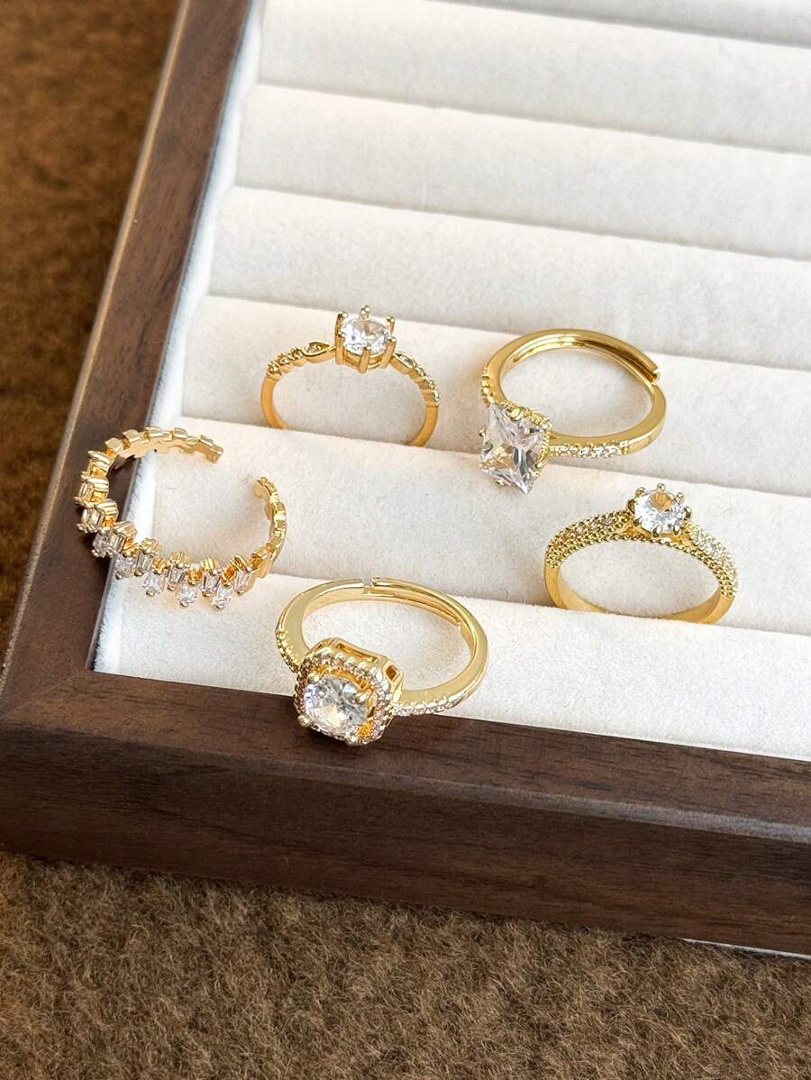SHEIN طقم 5 خواتم مرصعة بزركونيا مكعبة ومطرزة بالنحاس