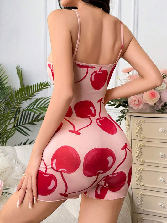 SHEIN SweetSlumber جمبسوت بحمالات وطبعة كرز