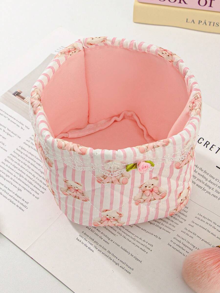 SHEIN سلة تخزين مكياج بزخارف قلوب وأزهار